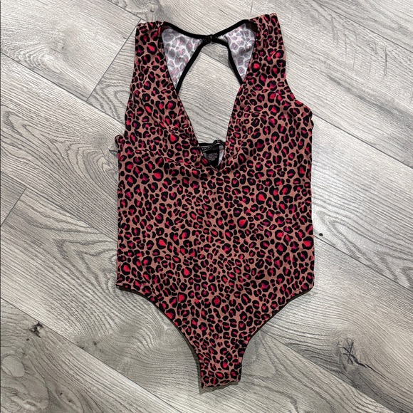 Victoria's Secret Other - Victoria’s‎ Secret Leopard Print Bodysuit Size XS